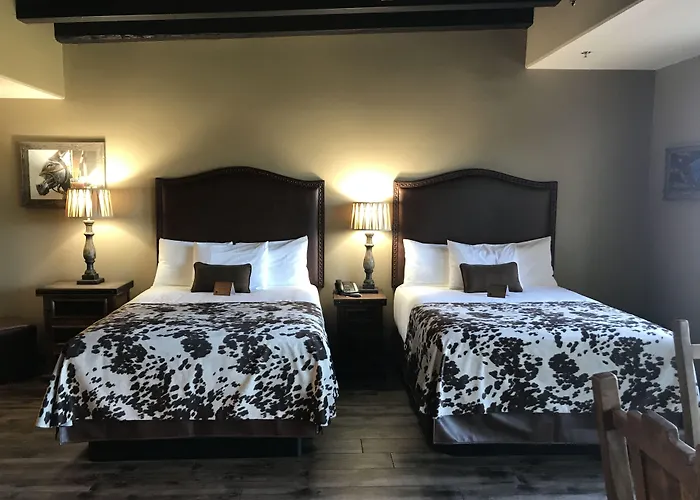 Prickly Pear Inn 3*