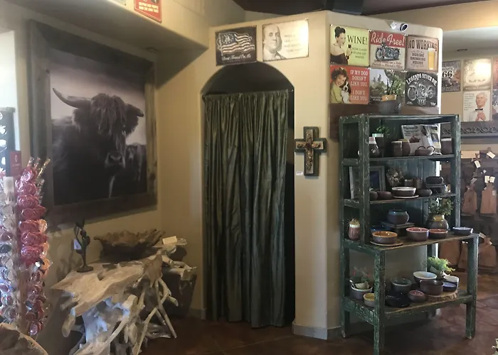 Prickly Pear Inn 3*