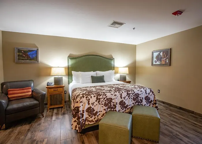 Inn Prickly Pear