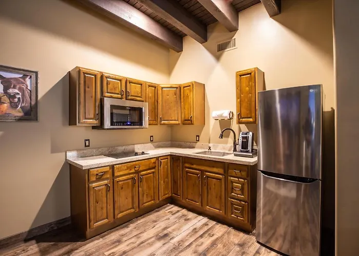 Inn Prickly Pear 3*