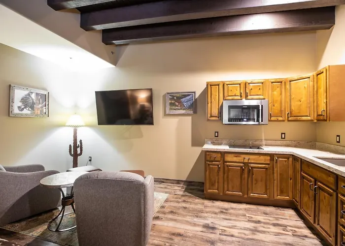 Prickly Pear Inn 3*